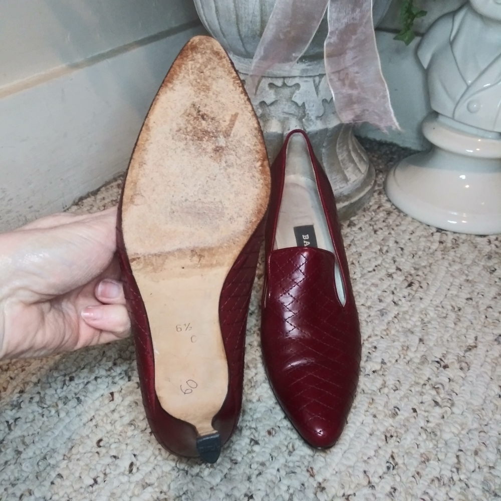 Bally Vintage "Cupid" Ruby Red Quilted Leather Edwardian Style Pumps - Picture 13 of 15
